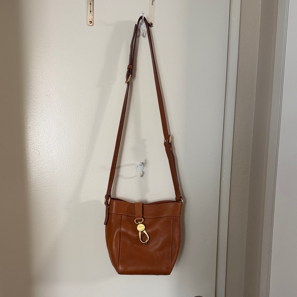 DOONEY AND BOURKE Elegant Brown Leather Shoulder Bag